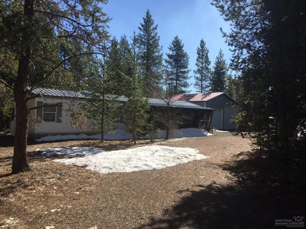 52684 Center Drive , La Pine, OR 97739 (MLS 201601720) Fred Real