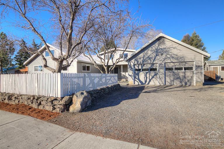 307 SW 27th St , Redmond, OR 97756 (MLS 201501445) Fred Real Estate