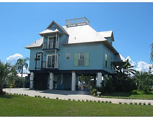 201 Oak Gardens Ave - Photo 1