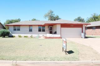 710 NW 40th St , Lawton, OK 73505 (MLS #140157) :: Pam & Barry's Team - RE/MAX Professionals 710 NW 40th St , Lawton, OK 73505 (MLS #140157) :: Pam & Barry's Team - RE/MAX Professionals