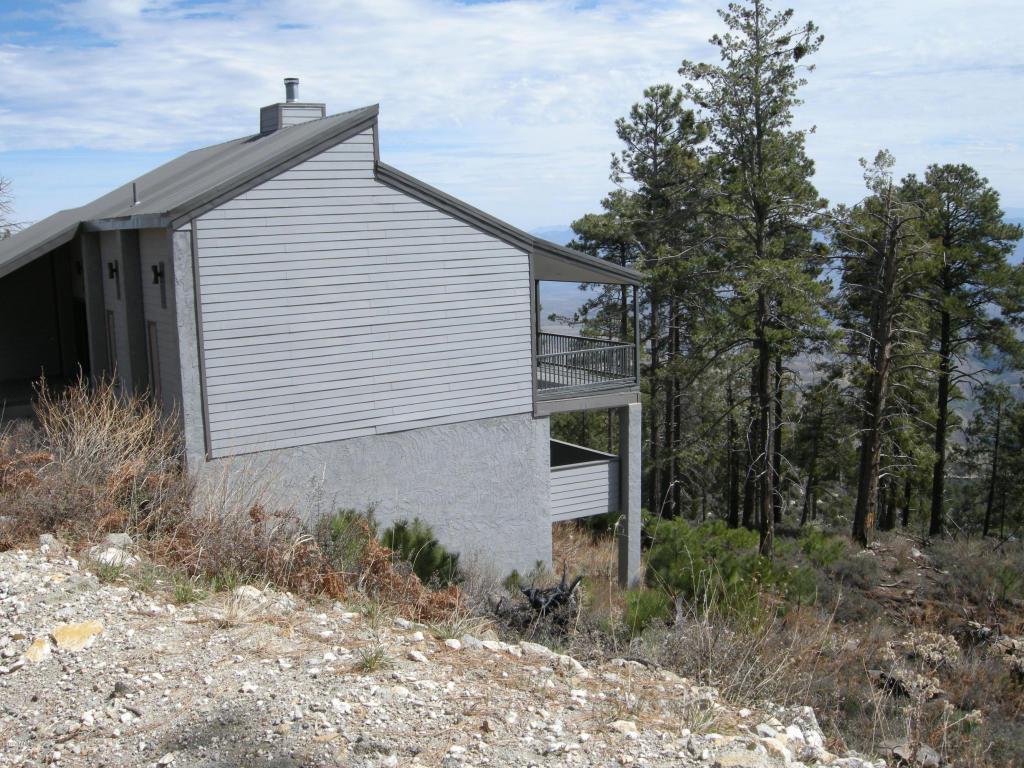 13067 N Upper Loma Linda Road