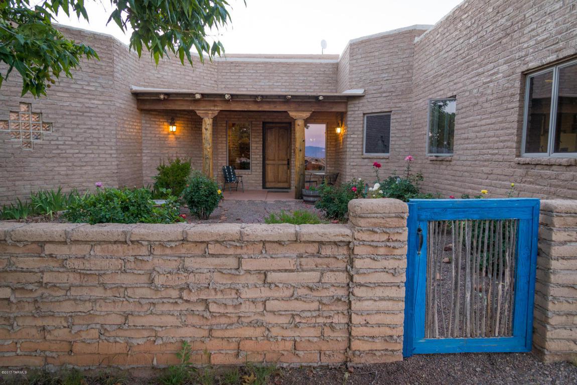12 Foothills Court