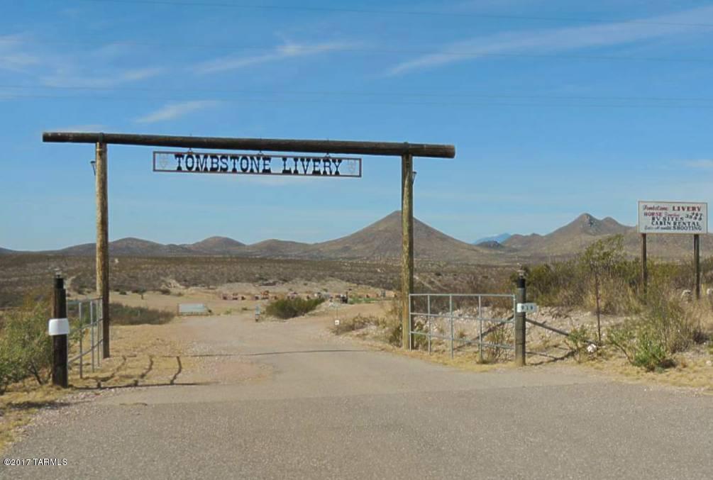 919 W Highway 82