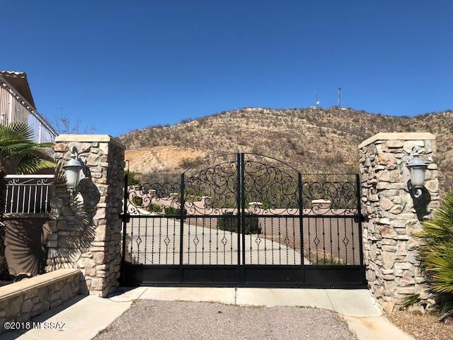 3211 N Canyon View Drive
