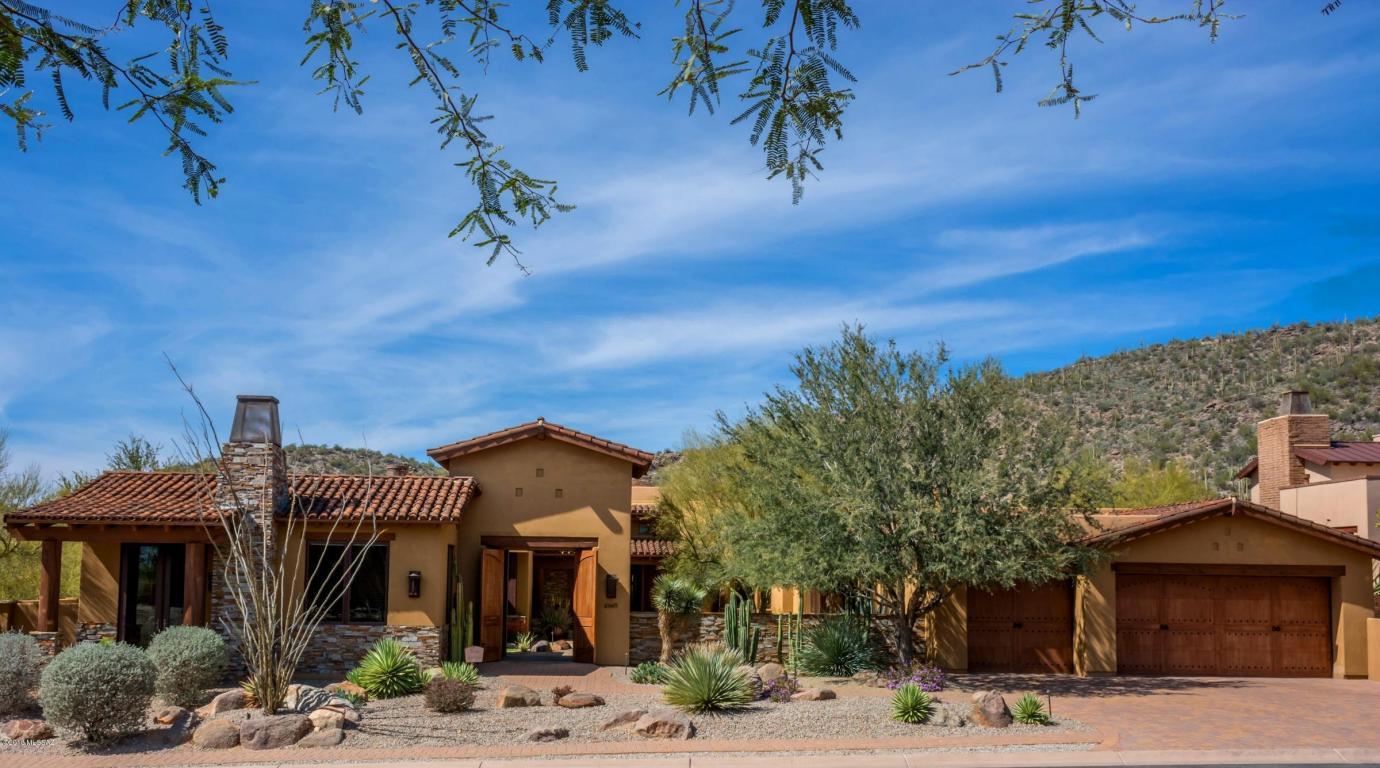 6063 W Seven Saguaros Circle