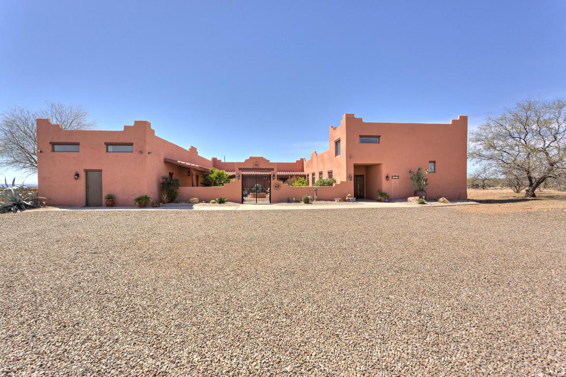 4235 W Calle Uno