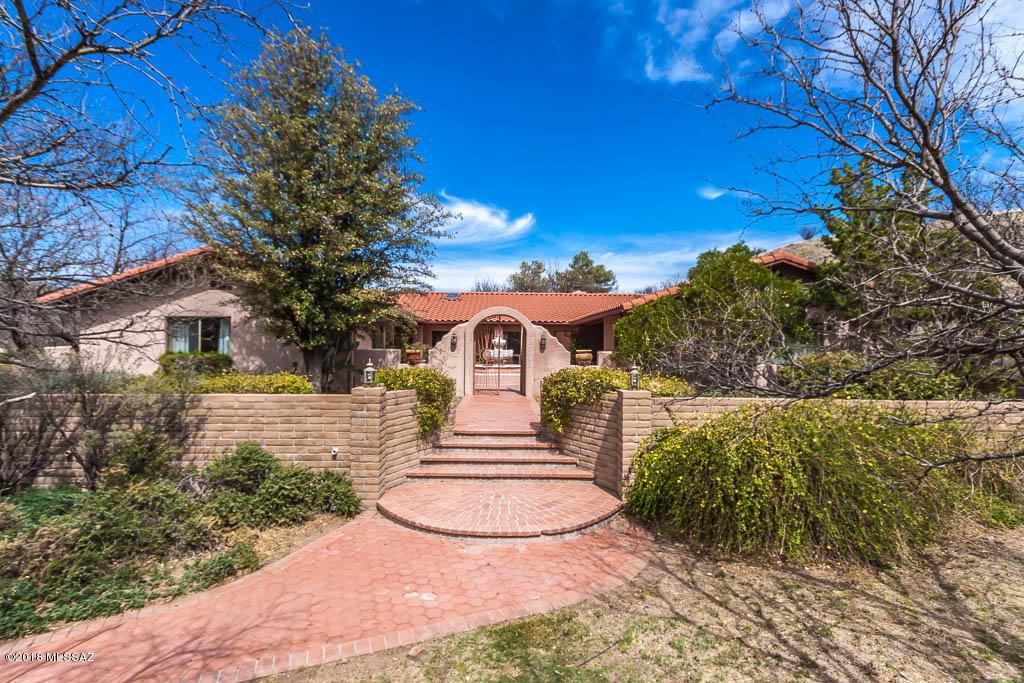 2 Wood Canyon Road