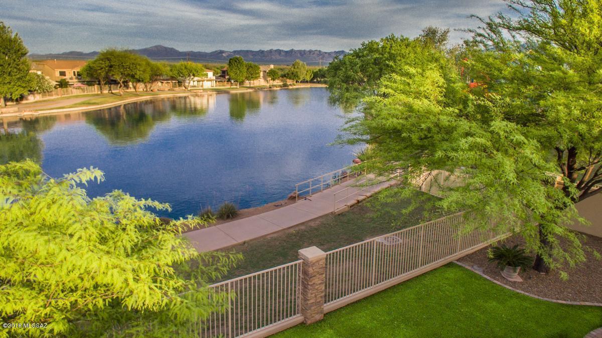 322 E Placita Haciendas Del Lago