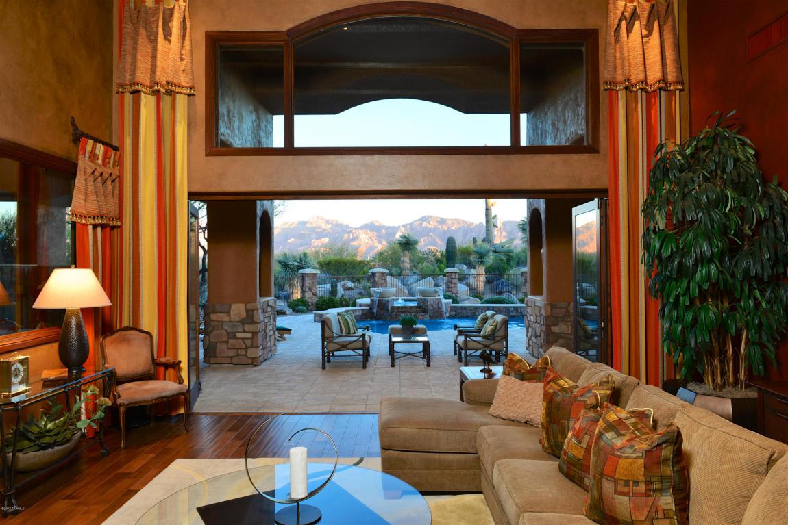 462 W Tortolita Mountain Circle