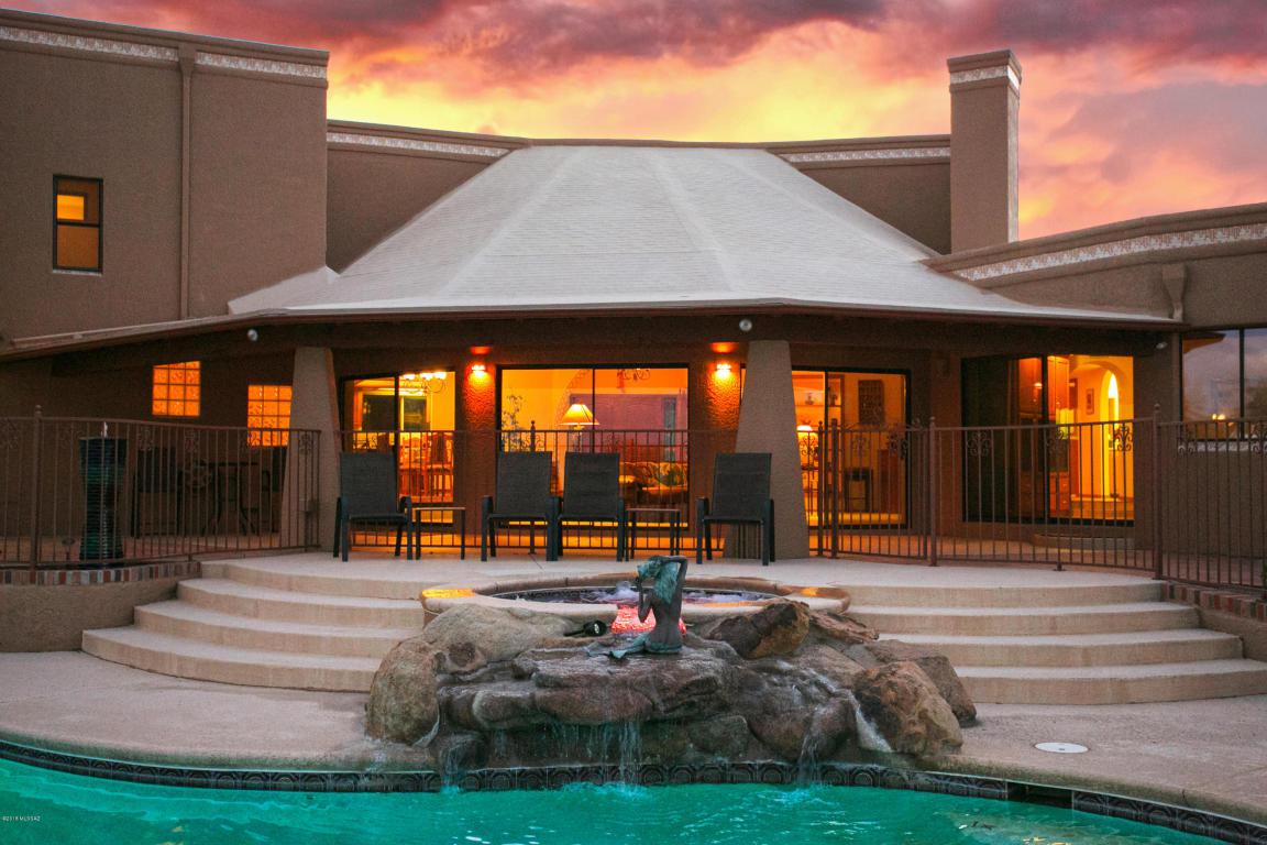 1580 W Twin Buttes Road