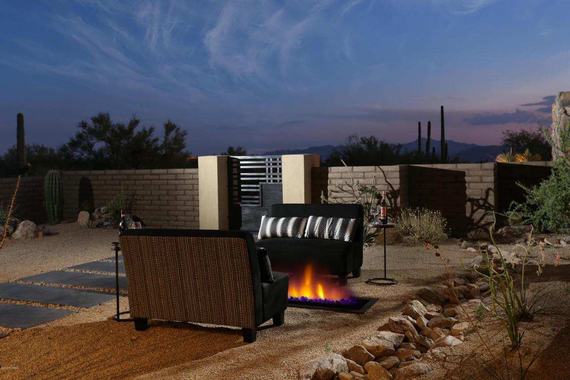 6156 W Flying Quail Court