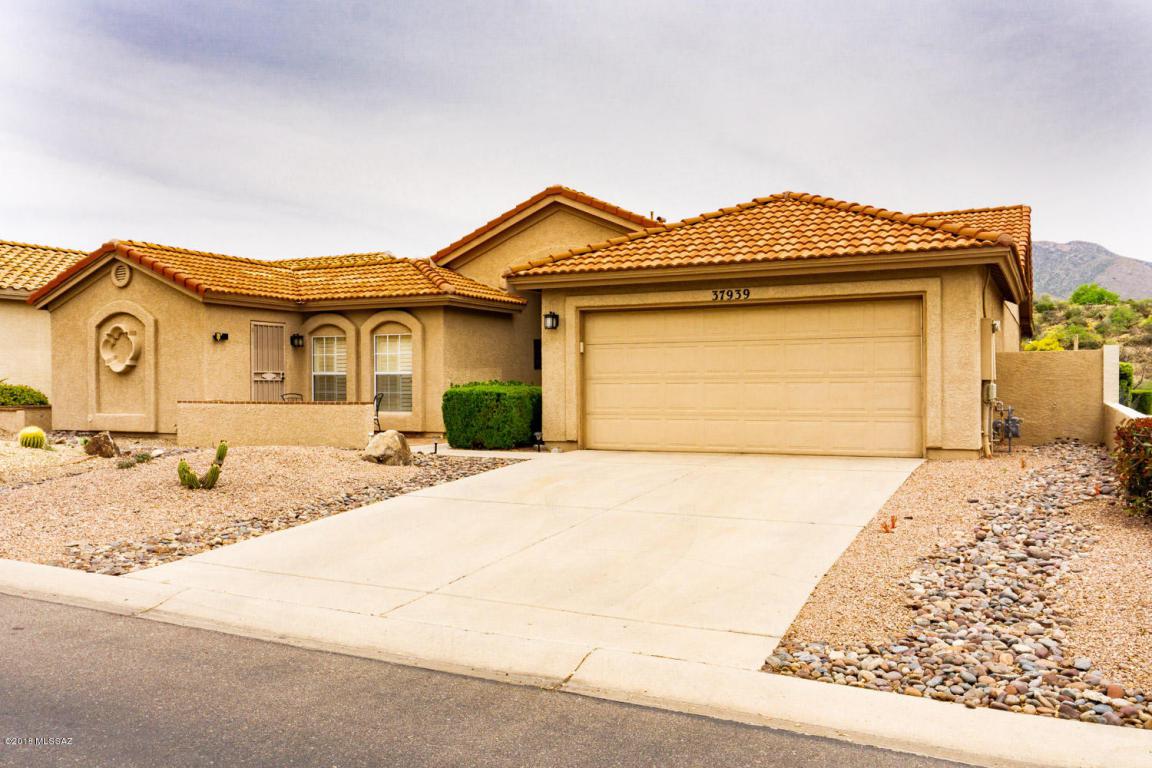 37939 S Samaniego Drive