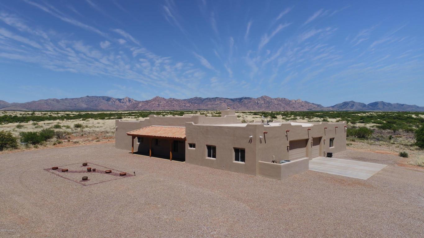 5471 E Cochise Trail