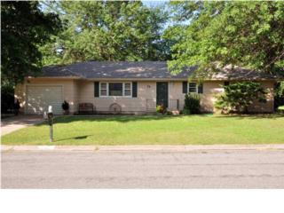 13 Regal Crescent , North Newton, KS 67117 (MLS #370912) :: Select Homes - Mike Grbic Team 13 Regal Crescent , North Newton, KS 67117 (MLS #370912) :: Select Homes - Mike Grbic Team