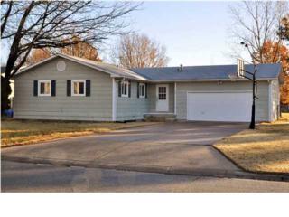 704 W 17TH ST CT , Newton, KS 67114 (MLS #376408) :: Select Homes - Mike Grbic Team 704 W 17TH ST CT , Newton, KS 67114 (MLS #376408) :: Select Homes - Mike Grbic Team